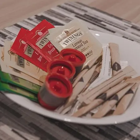 10 Minuti Dal Mare E Dalla Stazione - Relaxhouse