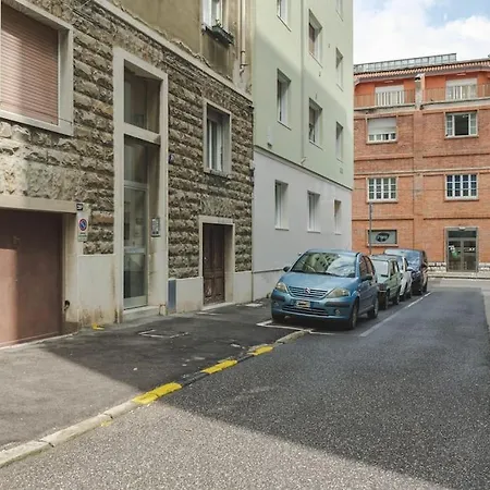 10 Minuti Dal Mare E Dalla Stazione - Relaxhouse شقة