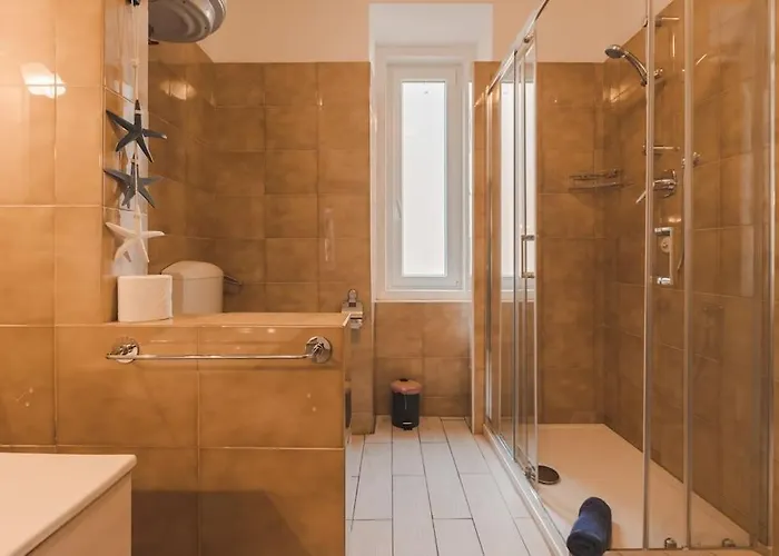 Lägenhet 10 Minuti Dal Mare E Dalla Stazione - Relaxhouse *